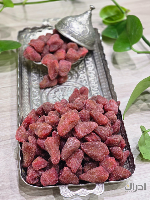 فراولة مجففة